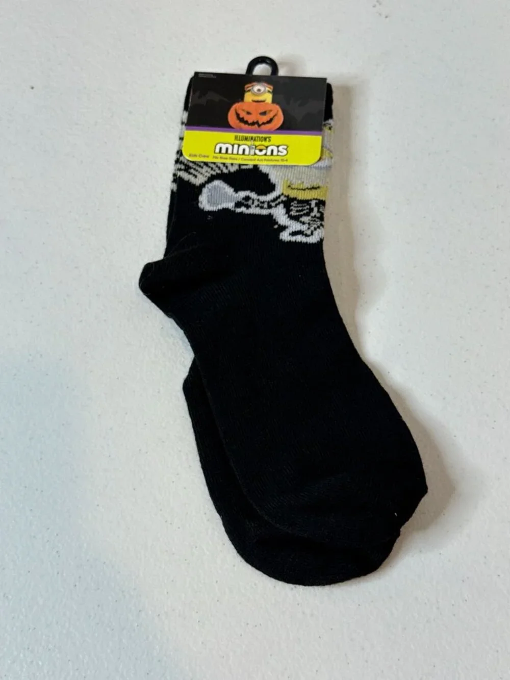 Minions Halloween Kids Crew Socks Skeleton Pumpkin Size 10-4 New